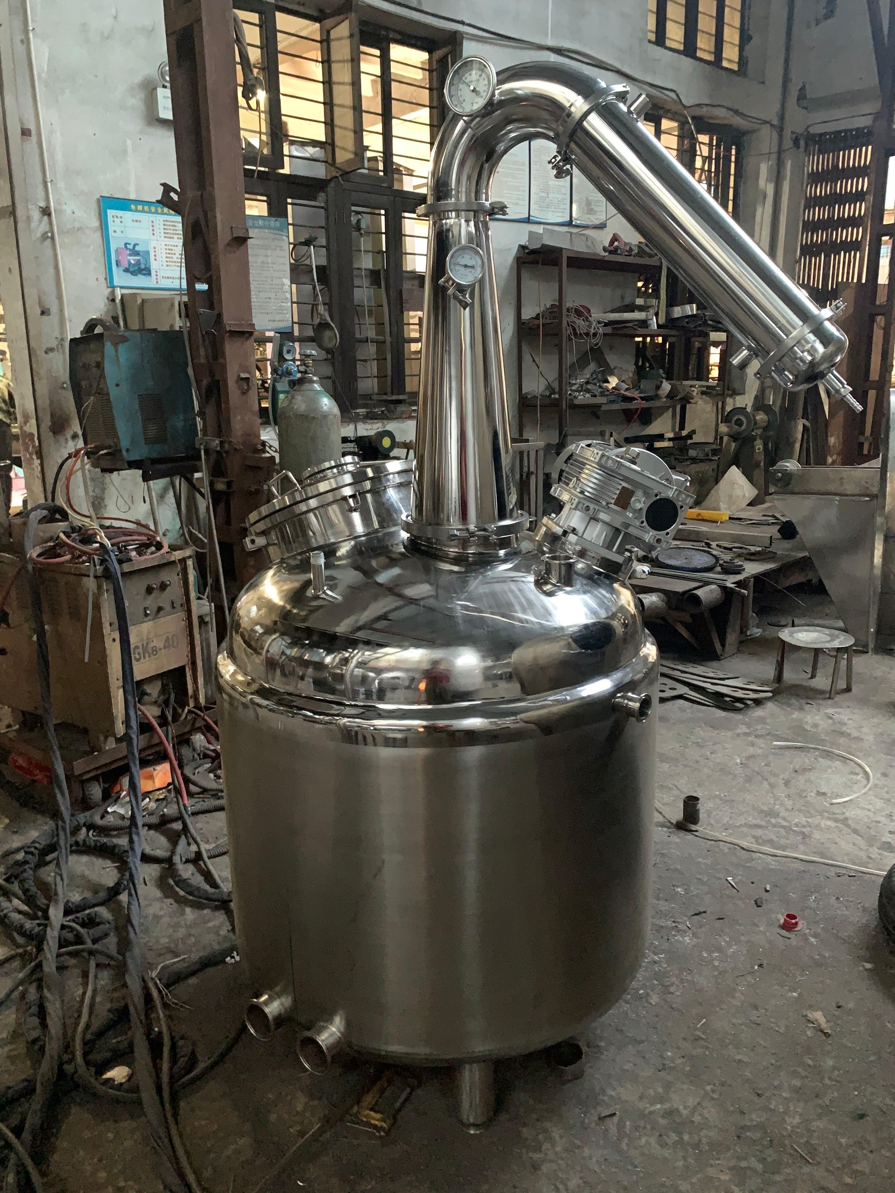 300L Jacketed Pot Still Essential Oil Distiller Micro Disillery OakStills