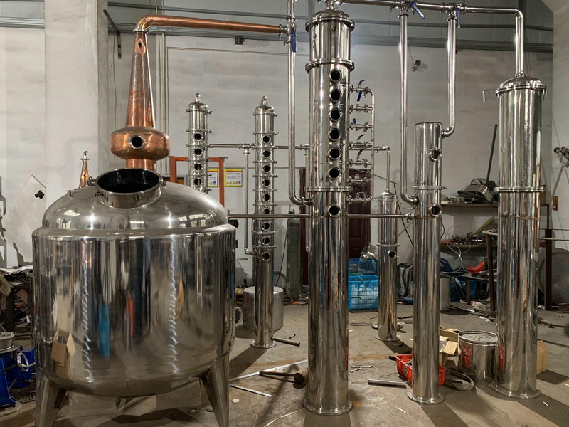 Vodka Gin Whiskey Still Distillery Equipment 1200L / 300 Gallons